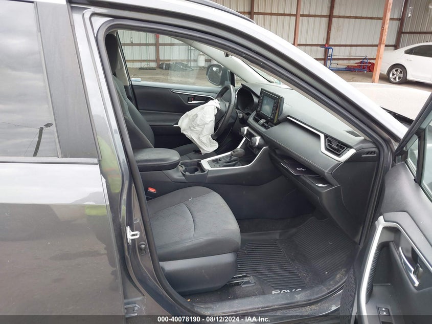 2020 TOYOTA RAV4 XLE - 2T3P1RFV3LW124685