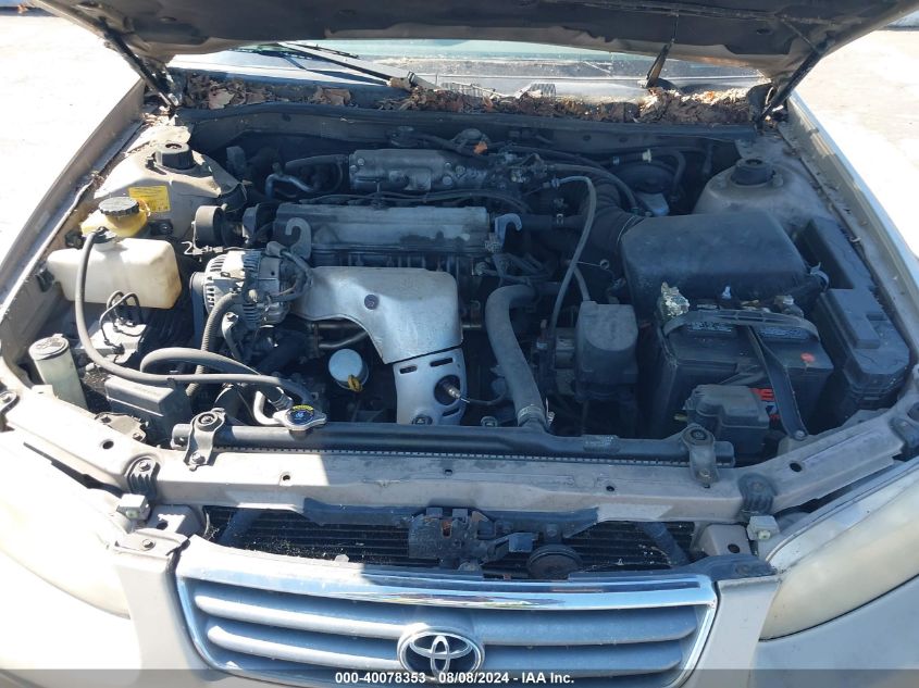 2000 Toyota Camry Le VIN: JT2BG28K3Y0427361 Lot: 40078353