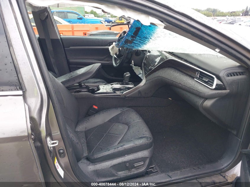 2018 TOYOTA CAMRY HYBRID XLE - 4T1B21HK9JU008344