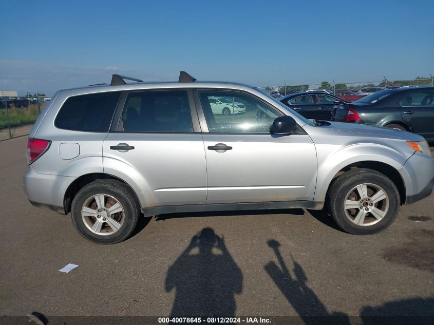 2010 Subaru Forester 2.5X VIN: JF2SH6AC5AH749233 Lot: 40078645