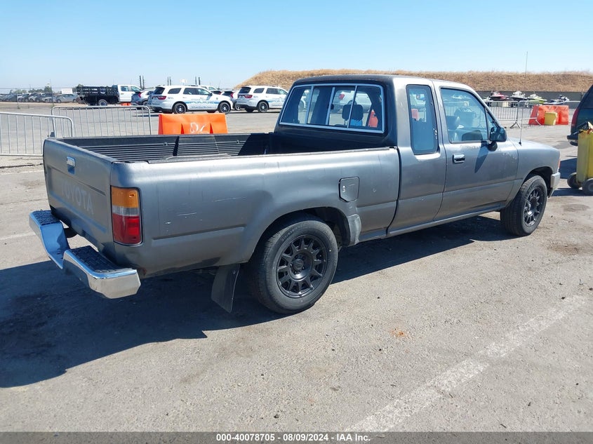 1990 Toyota Pickup 1/2 Ton Ex Lng Whlbse Dlx VIN: JT4RN93P0L5021010 Lot: 40078705