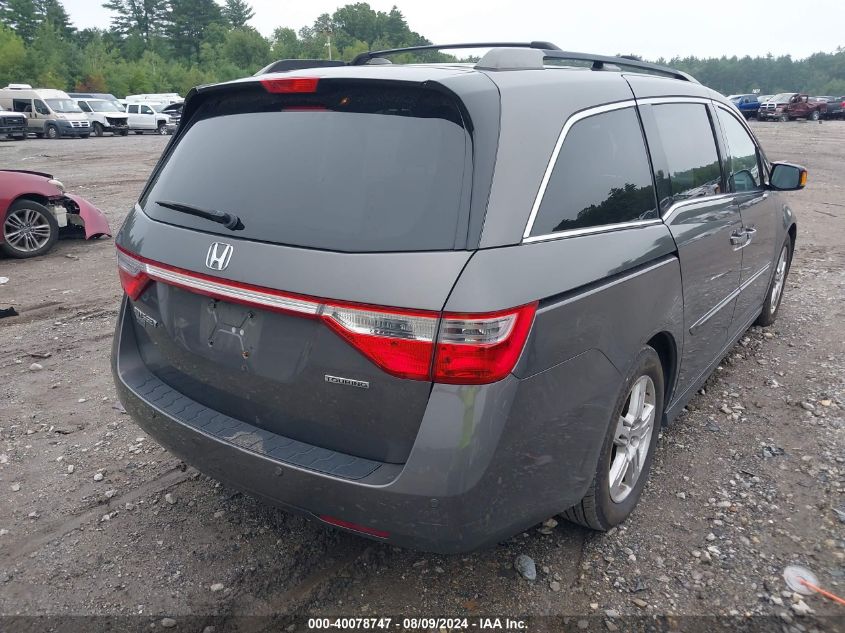 VIN 5FNRL5H96DB085643 2013 HONDA ODYSSEY no.4