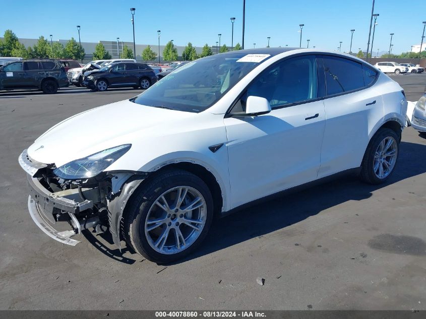 7SAYGDEE5PF866382 2023 TESLA MODEL Y - Image 2