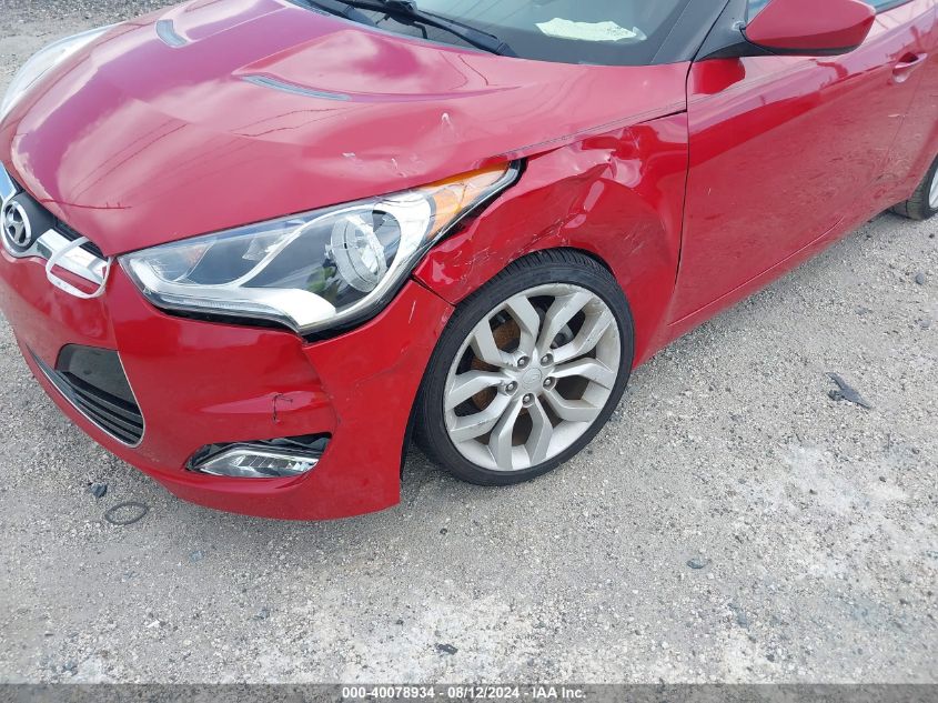 2012 Hyundai Veloster Base W/Red/Black VIN: KMHTC6AD4CU072854 Lot: 40078934