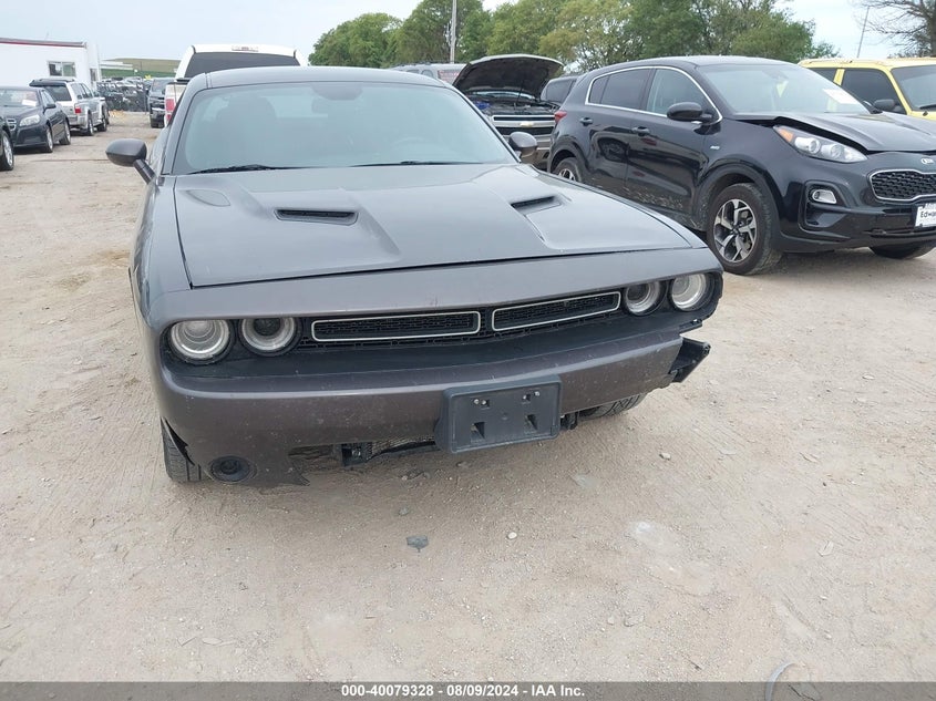 2015 Dodge Challenger Sxt VIN: 2C3CDZAGXFH821231 Lot: 40079328