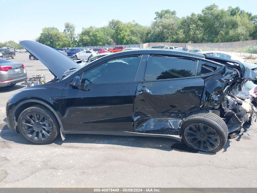 2022 Tesla Model Y Long Range Dual Motor All-Wheel Drive VIN: 7SAYGDEE6NA008977 Lot: 40079449