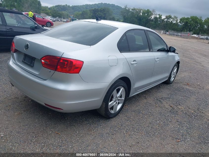 2011 Volkswagen Jetta 2.0L Tdi VIN: 3VWLL7AJ4BM115721 Lot: 40079551