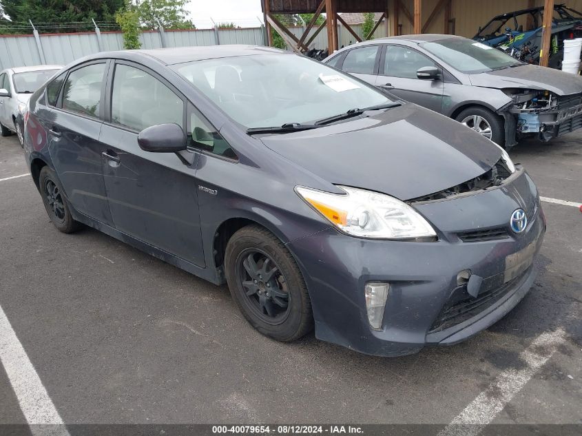 2014 Toyota Prius, Two