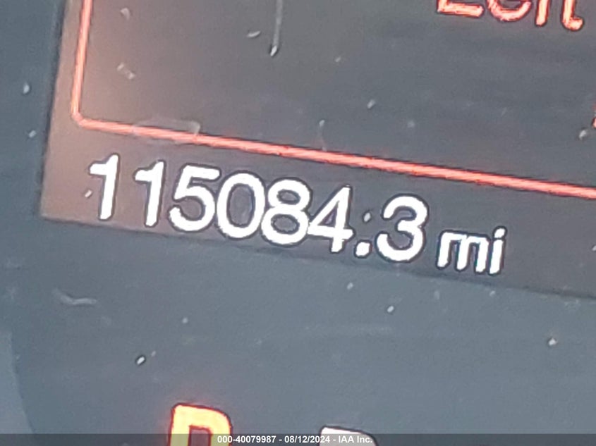 2011 Ford F-150 Platinum VIN: 1FTFW1CT5BFC86240 Lot: 40079987