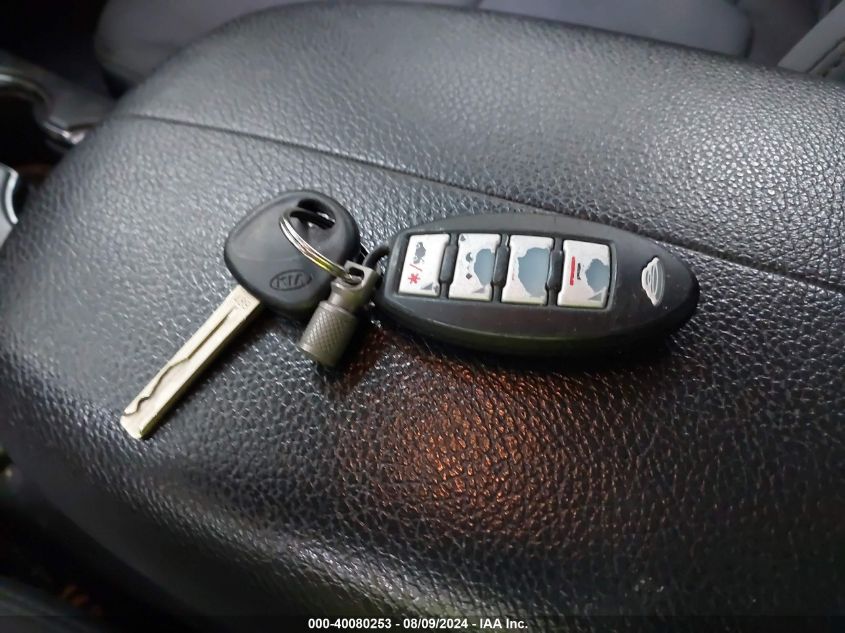 2012 Kia Sorento Lx VIN: 5XYKT3A16CG305543 Lot: 40080253