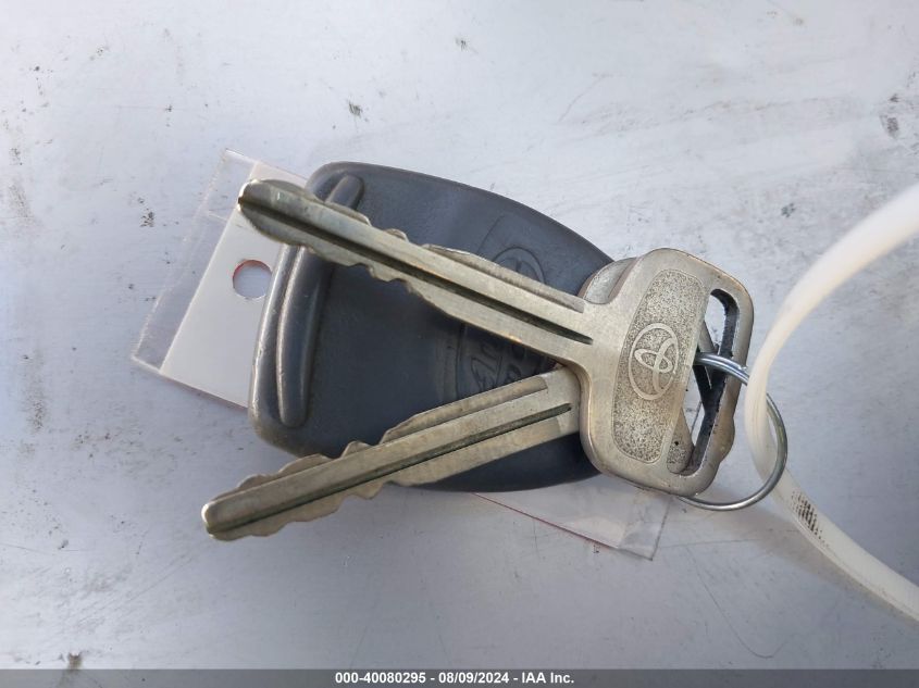 1994 Toyota Camry Le VIN: JT2GK12E6R0043285 Lot: 40080295