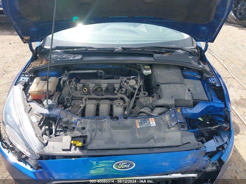 VIN 1FADP3H20JL235380 2018 FORD FOCUS SEL