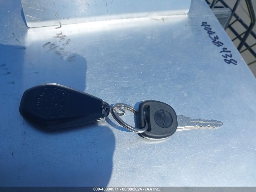 2005 Chevrolet Tahoe Ls VIN: 1GNEC13V55R117643 Lot: 40080571