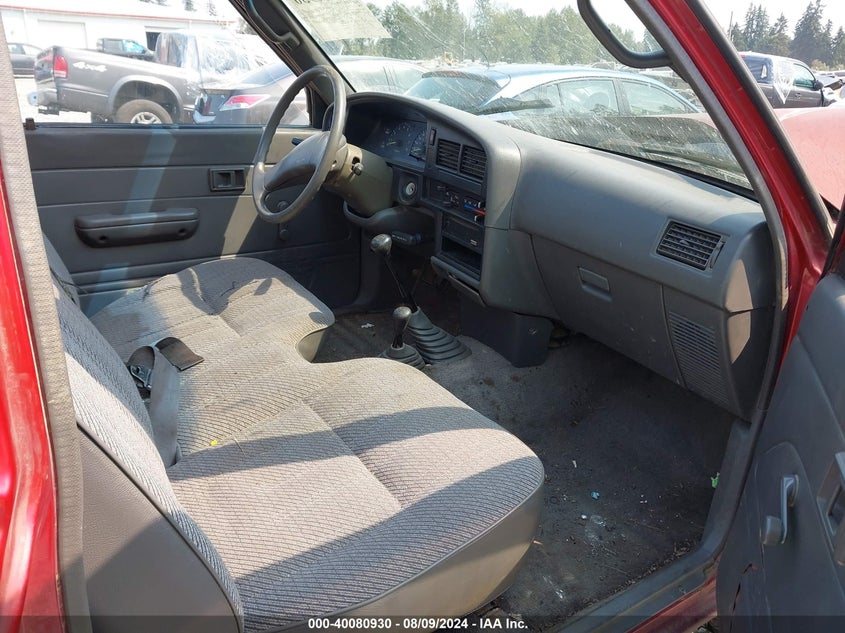 1994 Toyota Pickup 1/2 Ton Shrt Wheelbase/Dx VIN: JT4RN01P4R7067239 Lot: 40080930