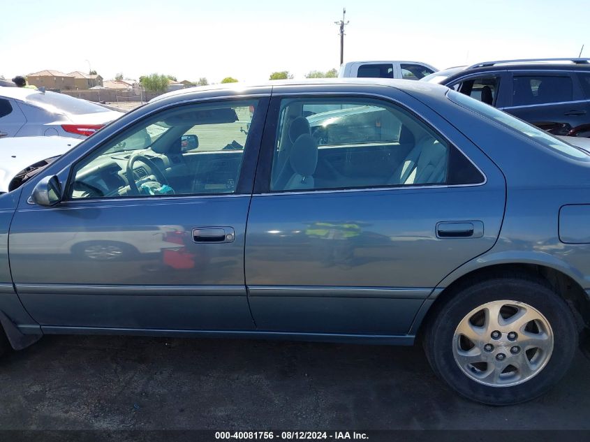 2000 Toyota Camry Xle VIN: JT2BG22K2Y0420457 Lot: 40081756