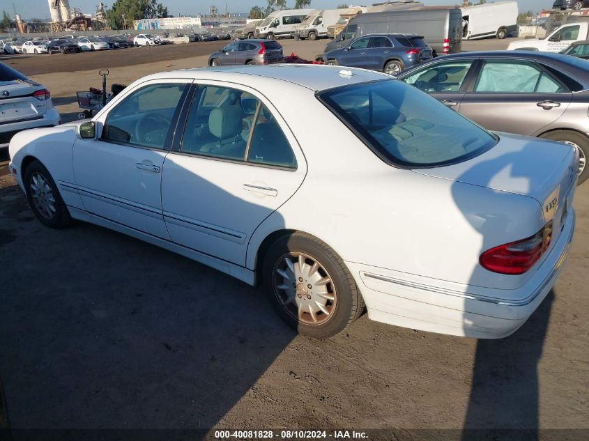 2000 Mercedes-Benz E 320 VIN: WDBJF65J5YB027345 Lot: 40081828