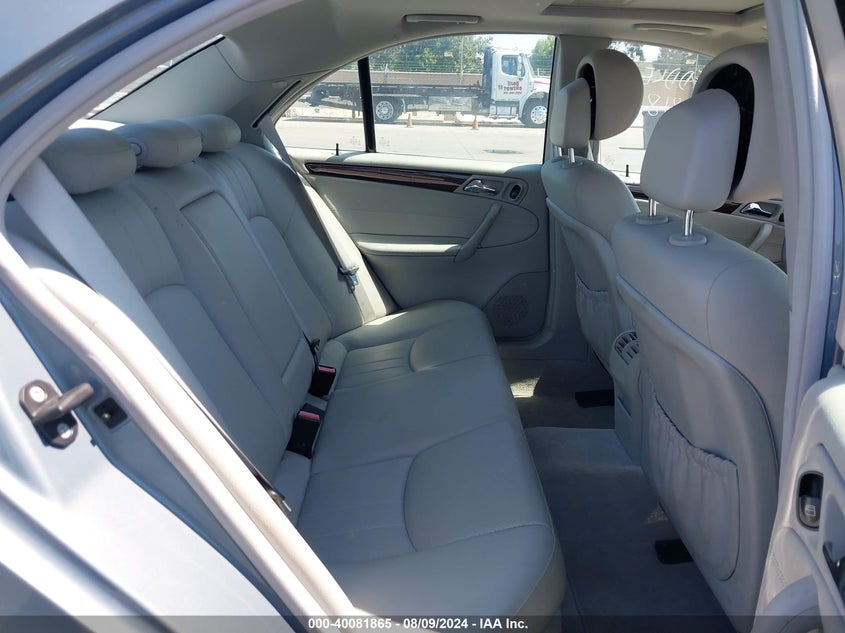 2007 Mercedes-Benz C 350 VIN: WDBRF56H17F891163 Lot: 40081865