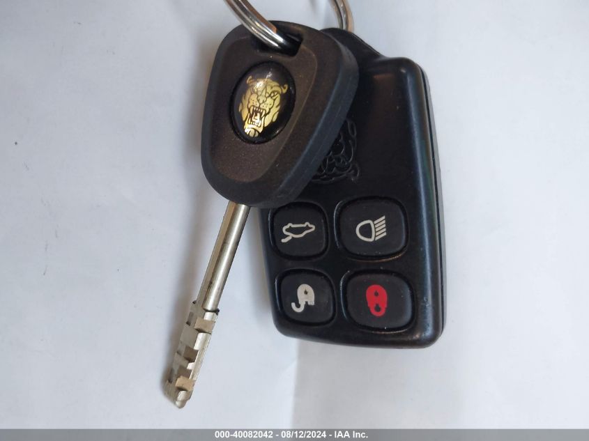 1999 Jaguar Xj8 Vanden Plas VIN: SAJKD6043XC869429 Lot: 40082042