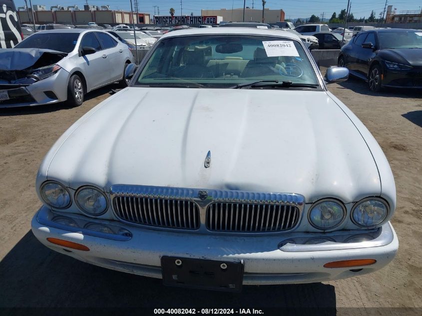 1999 Jaguar Xj8 Vanden Plas VIN: SAJKD6043XC869429 Lot: 40082042