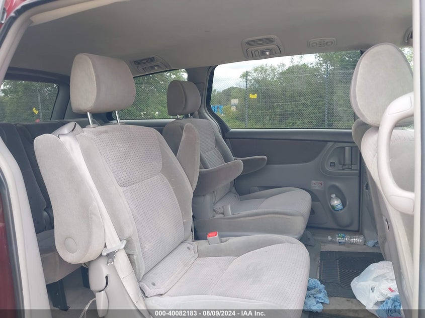 2006 Toyota Sienna Le VIN: 5TDZA23C56S530430 Lot: 40082183