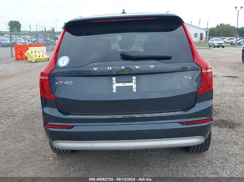 YV4A22PK3N1784996 2022 Volvo Xc90 T6 Momentum 7 Passenger