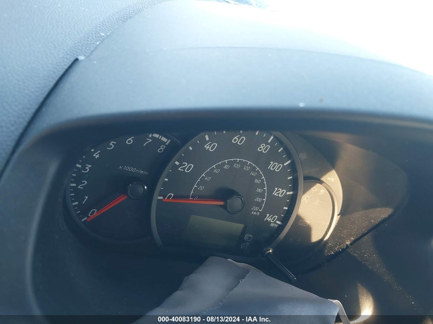 2020 MITSUBISHI MIRAGE auction photo 7