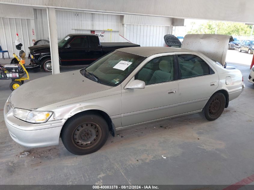 2000 Toyota Camry Ce/Le/Xle VIN: JT2BG22K2Y0475667 Lot: 40083378