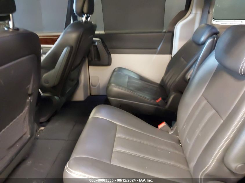 2010 Chrysler Town & Country Touring Plus VIN: 2A4RR8D11AR321643 Lot: 40083535