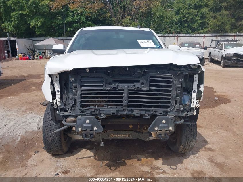 2018 Chevrolet Silverado 1500 2Lt VIN: 3GCUKREC7JG131801 Lot: 40084231