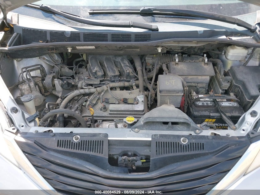 2011 Toyota Sienna Le V6 VIN: 5TDKK3DC4BS063238 Lot: 40084529