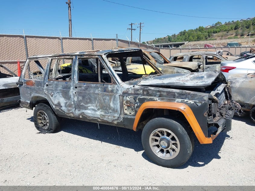 1987 Jeep Cherokee Laredo VIN: 1JCML784XHT065715 Lot: 40084676