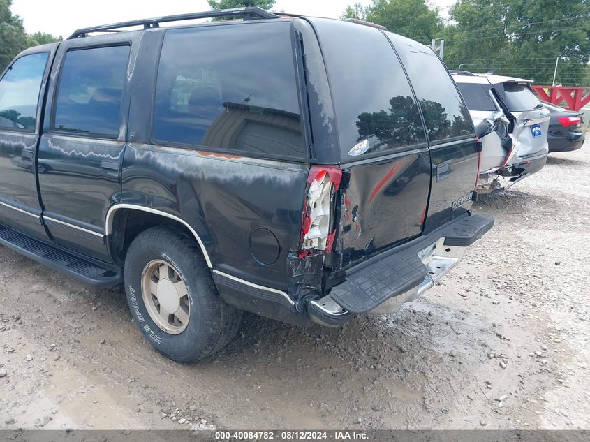 1999 Chevrolet Tahoe Lt VIN: 1GNEC13R5XJ390618 Lot: 40084782