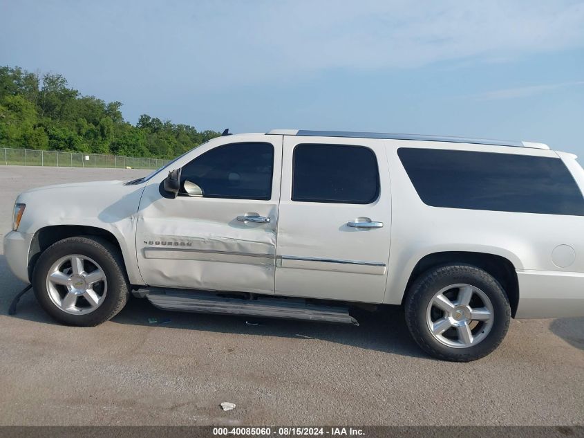 2010 Chevrolet Suburban 1500 Ltz VIN: 1GNUCKE01AR282537 Lot: 40085060