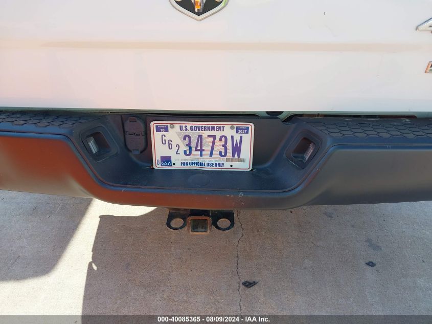 2019 Ram 1500 Classic Tradesman 4X4 5'7 Box VIN: 1C6RR7KG3KS682564 Lot: 40085365