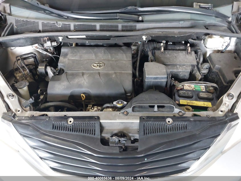 2011 Toyota Sienna Le V6 VIN: 5TDKK3DC8BS113588 Lot: 40085636