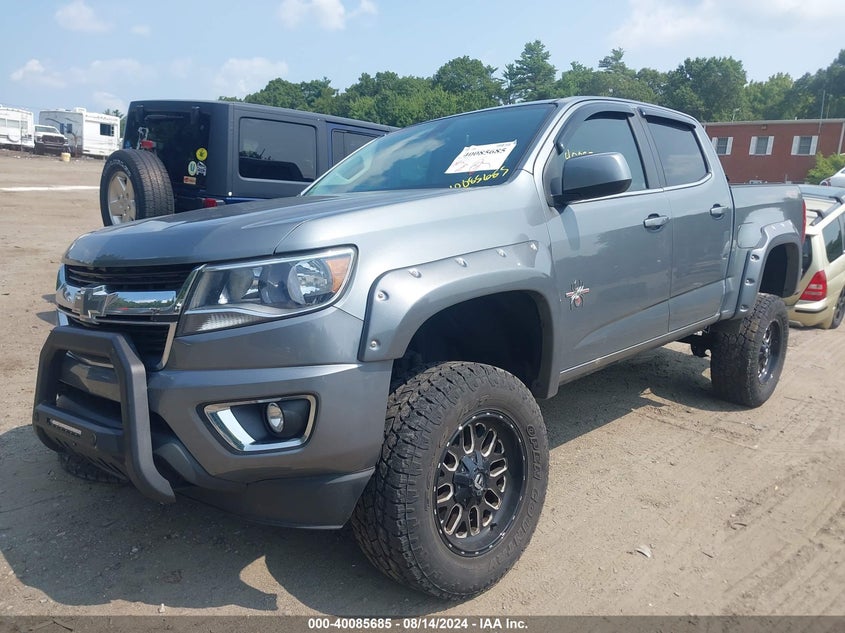 VIN 1GCGTCENXK1175106 2019 CHEVROLET COLORADO LT
