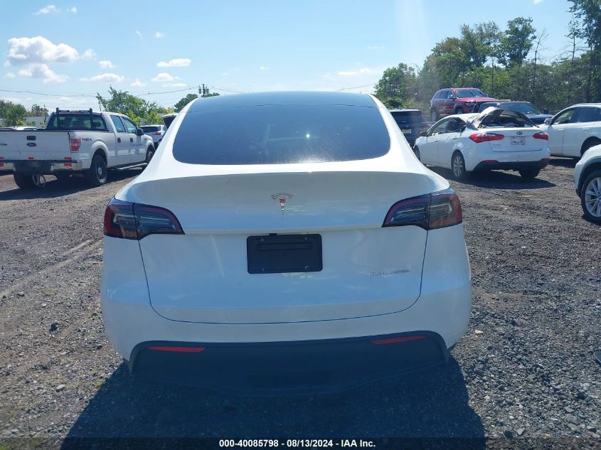 2023 Tesla Model Y VIN: 7SAYGDEE9PA180732 Lot: 40085798