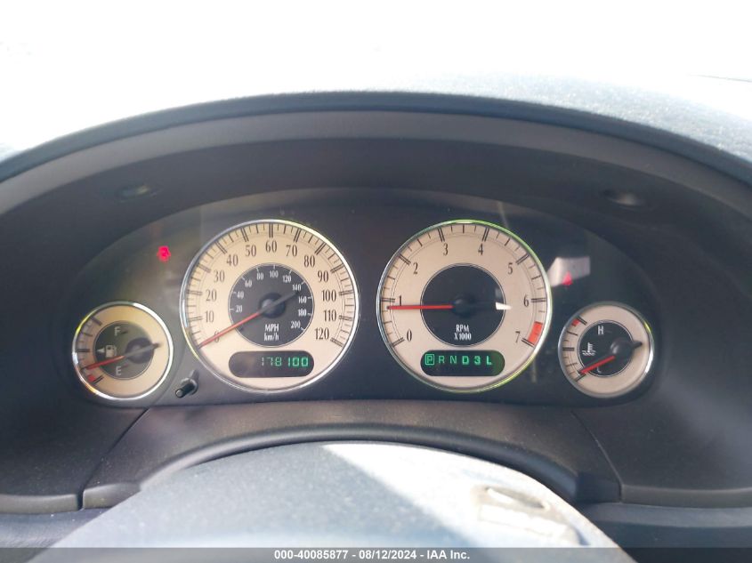 2002 Chrysler Town & Country Limited VIN: 2C8GP64L32R613075 Lot: 40085877