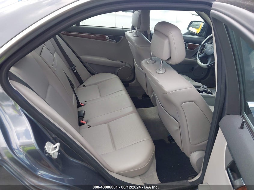 2008 Mercedes-Benz C 300 Luxury 4Matic/Sport 4Matic VIN: WDDGF81X88F090648 Lot: 40086001