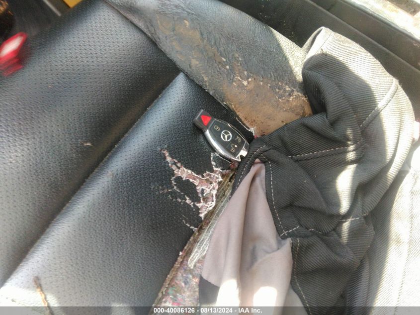 2011 Mercedes-Benz C 300 Luxury 4Matic/Sport 4Matic VIN: WDDGF8BB1BR176425 Lot: 40086126