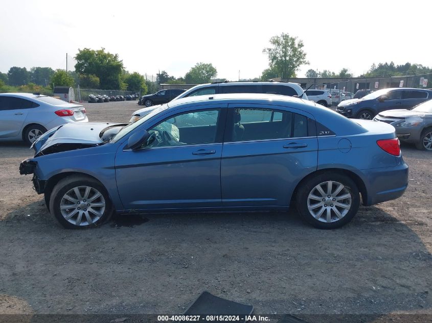 2011 Chrysler 200 Touring VIN: 1C3BC1FGXBN555655 Lot: 40086227