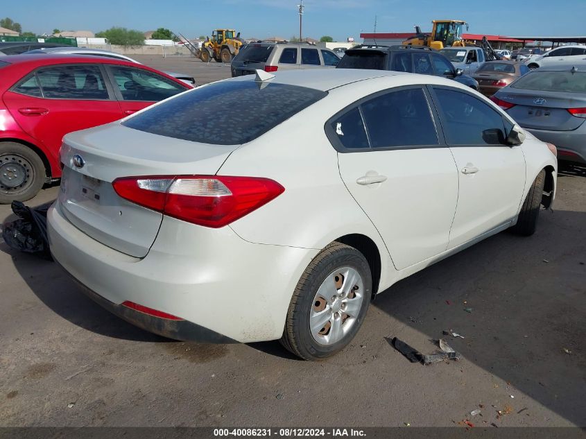 KNAFK4J6XF5379578 2015 Kia Forte Lx