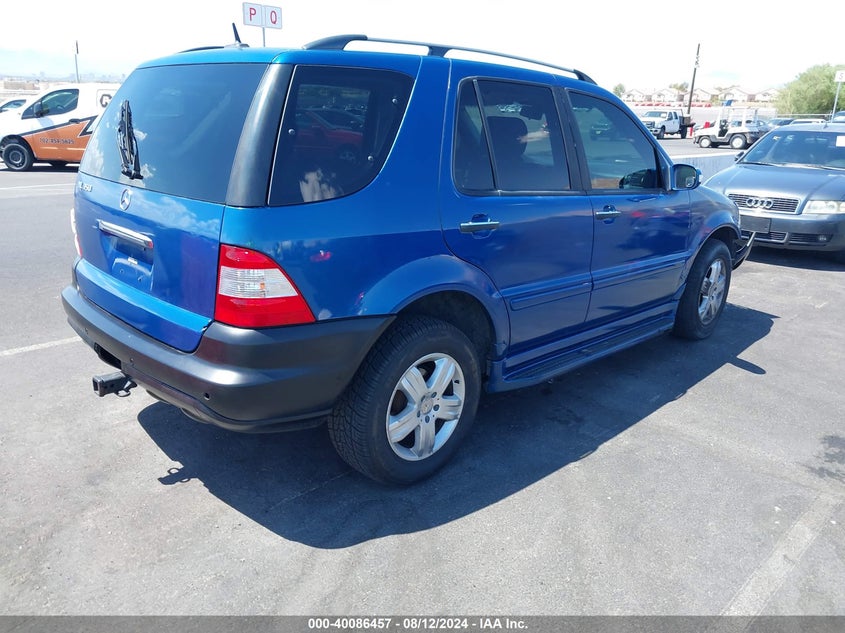 2005 Mercedes-Benz Ml 350 4Matic VIN: 4JGAB57E75A556204 Lot: 40086457