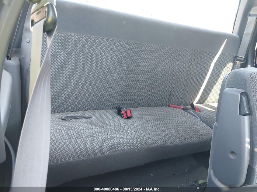 1999 Ford F-250 Lariat/Work Series/Xl/Xlt VIN: 1FTPX28L6XNA20660 Lot: 40086486