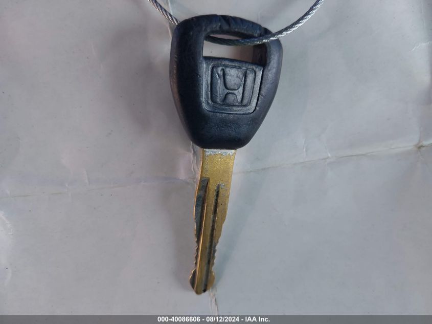 2000 Honda Accord 3.0 Ex VIN: 1HGCG225XYA041823 Lot: 40086606