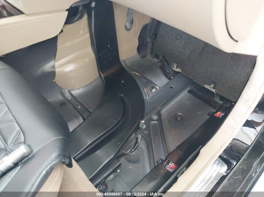 2014 Mercedes-Benz C 250 Luxury/Sport VIN: WDDGF4HB3EA959295 Lot: 40086807