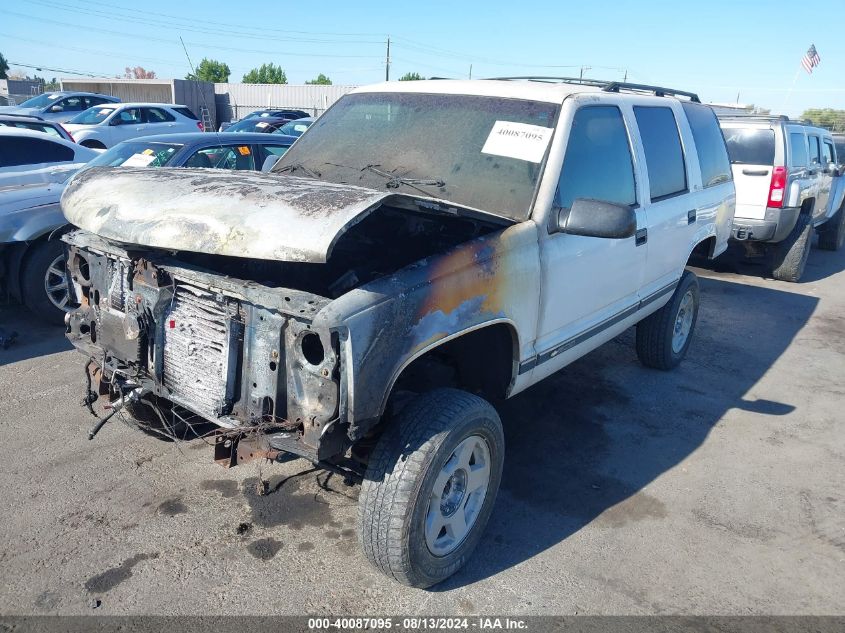 1996 Chevrolet Tahoe K1500 VIN: 1GNEK13R8TJ372949 Lot: 40087095