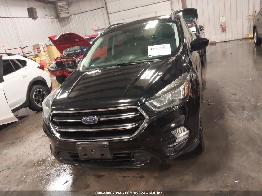 2018 Ford Escape Se VIN: 1FMCU9GD2JUA93592 Lot: 40087394