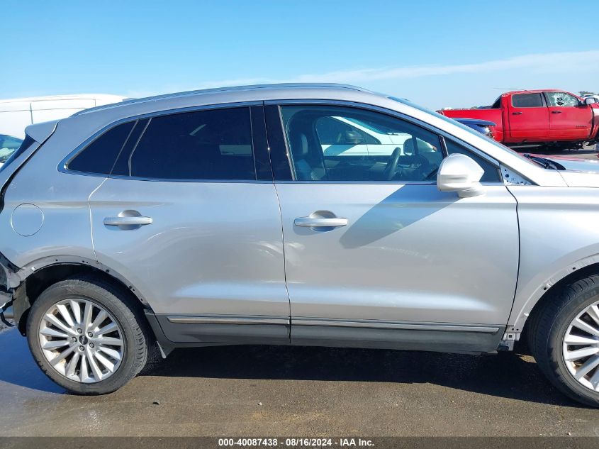 2019 Lincoln Mkc Standard VIN: 5LMCJ1D90KUL17077 Lot: 40087438