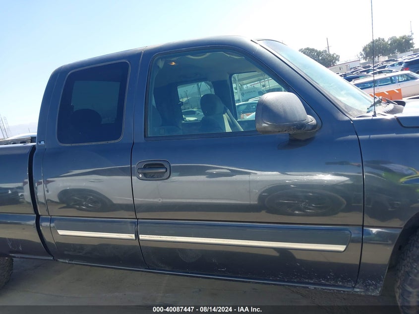 2003 Chevrolet Silverado 1500 Ls VIN: 2GCEC19V231126757 Lot: 40087447